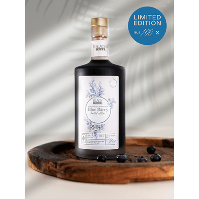 Blue Bärry  - Waldheidelbeer Gin Likör 2